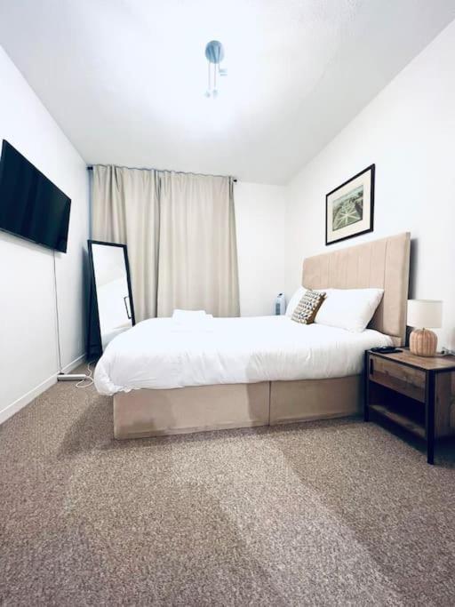 Modern Flat In Central Лондон Екстериор снимка